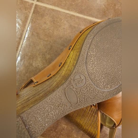 GLO JEAN'S - Picture 4 of 7